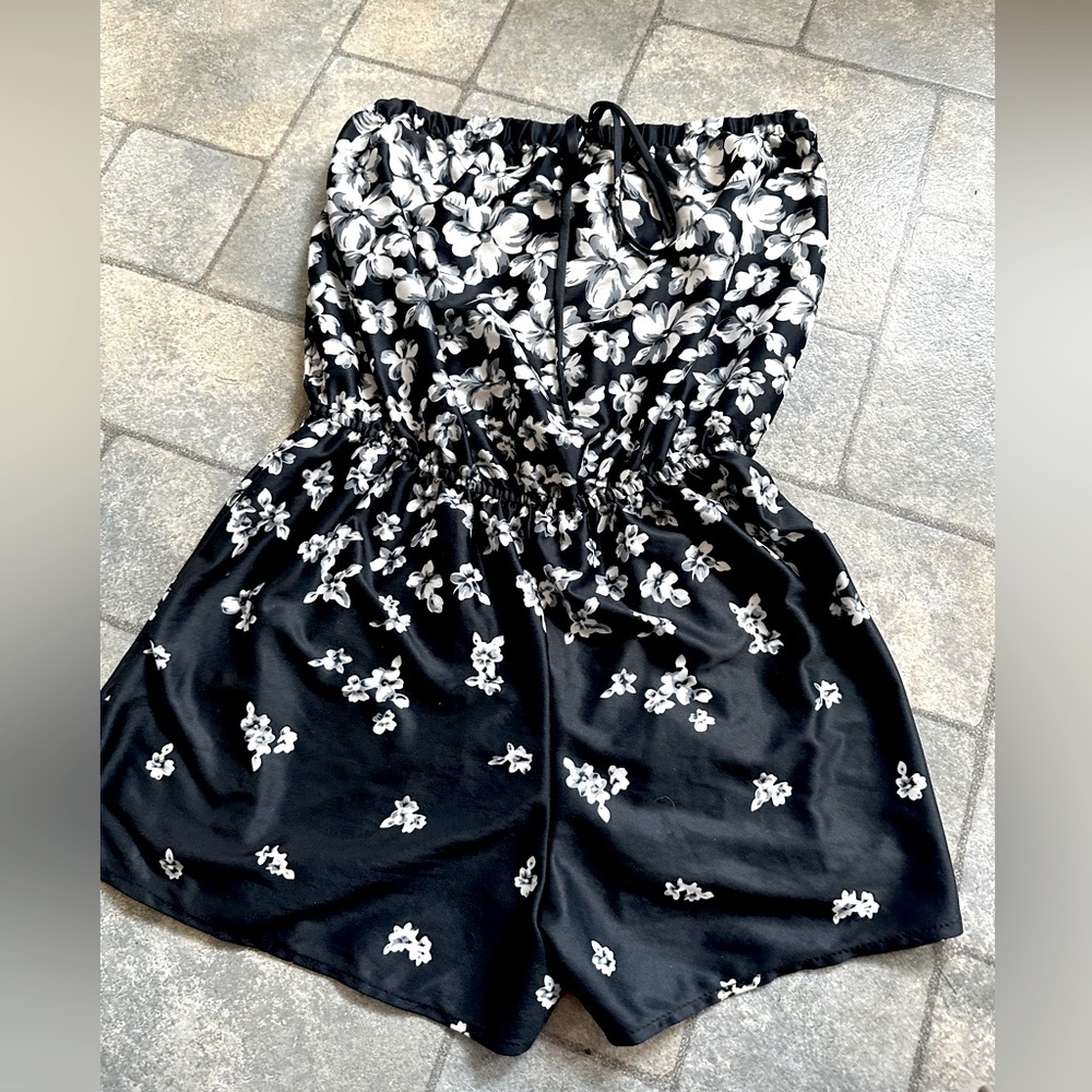 CW Classics Tube Top Romper